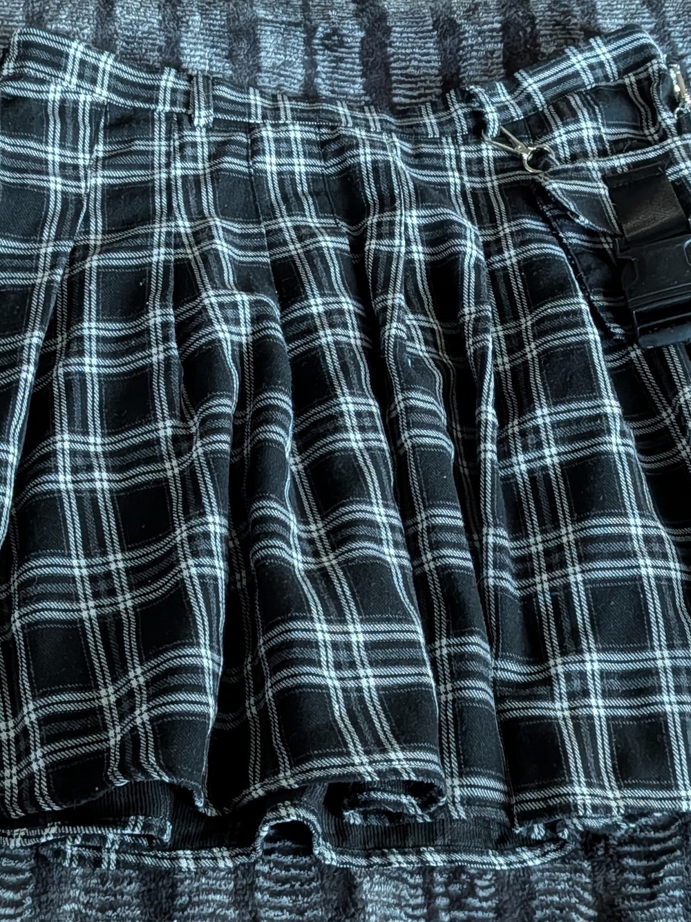 🖤🤍 Black & White Plaid Utility Skirt 🤍🖤